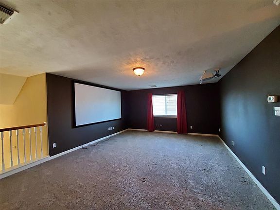 5th image of 21619 Kings Bend Dr