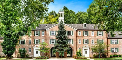 Olentangy Village Photo 1