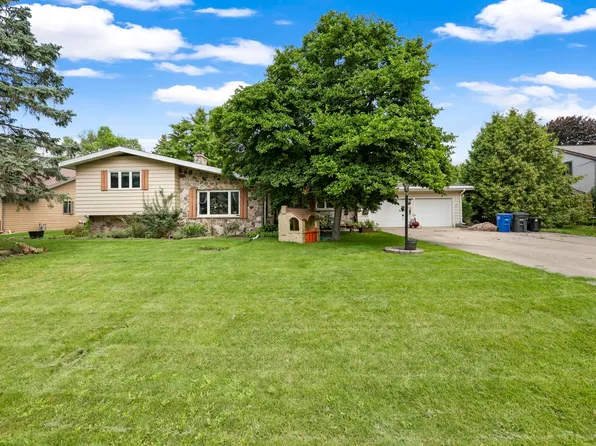 380 Frances St, Menasha, WI 54952
