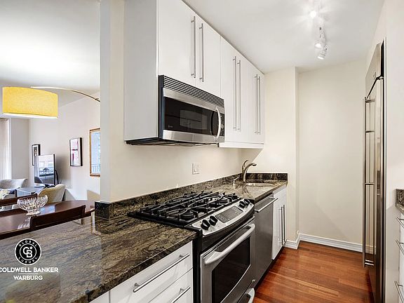 4th image of 301 E 79th St APT 5L