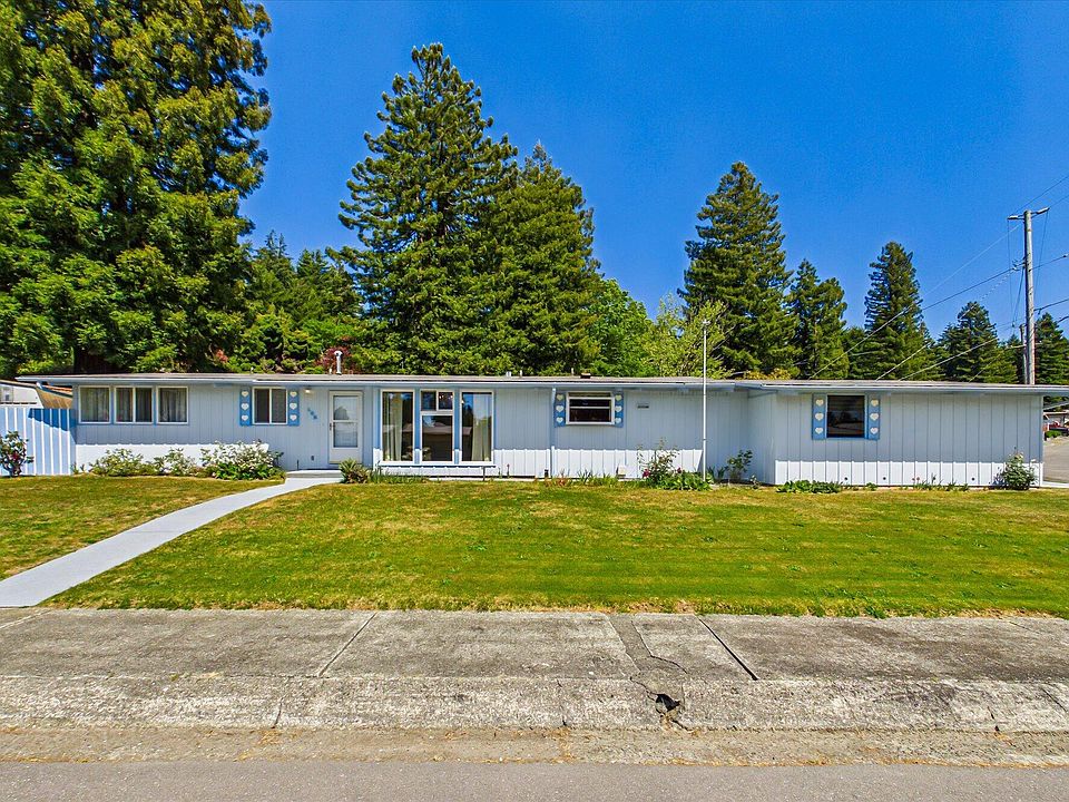 1st image of 102 Acacia Dr