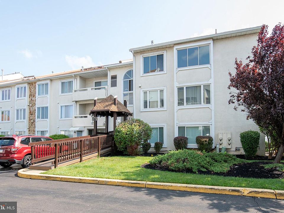 1st image of 83 Bonnie Gellman Ct #D83
