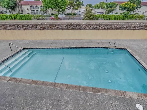 729 S Knott Ave APT 127, Anaheim, CA 92804