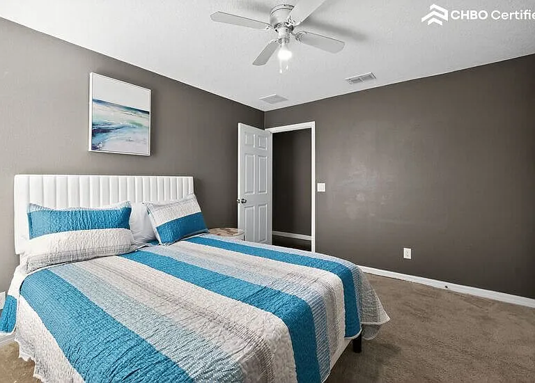 145 Malaga Ave — Photo 22