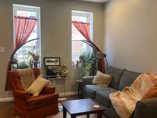 3156 Livingston St, Philadelphia, PA 19134