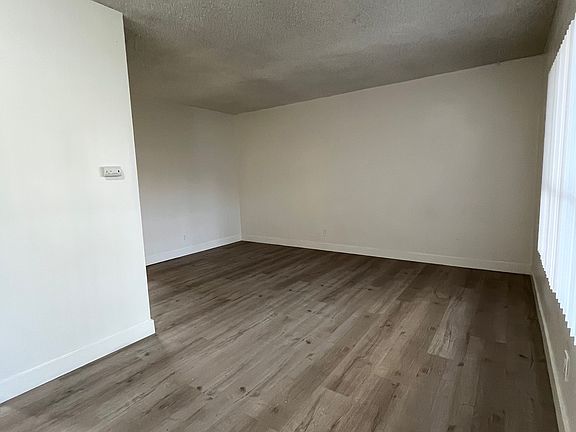 5th image of 219 S Lillie Ave APT 4