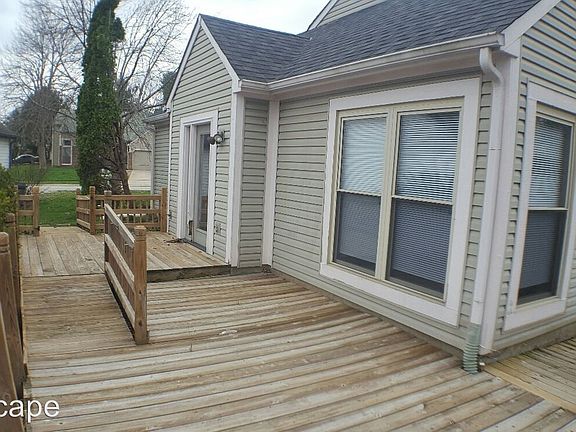 3rd image of 4486 Braemar Dr