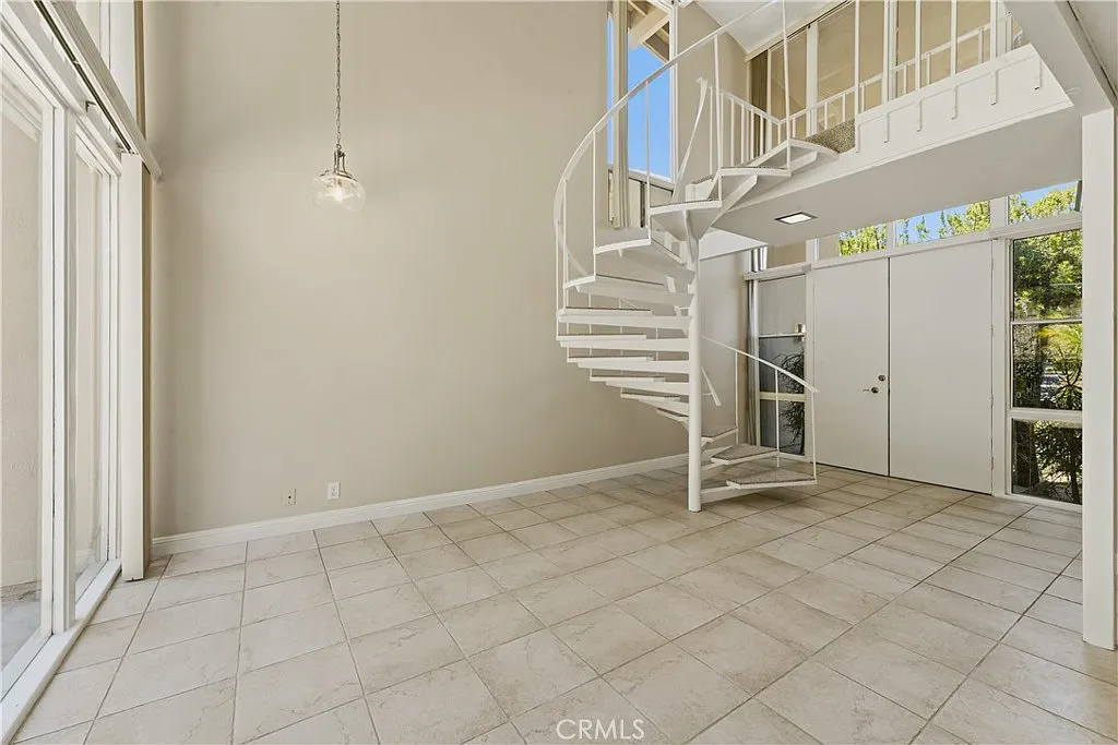 2 bed, 1194 sqft, $4,000 — Photo 4