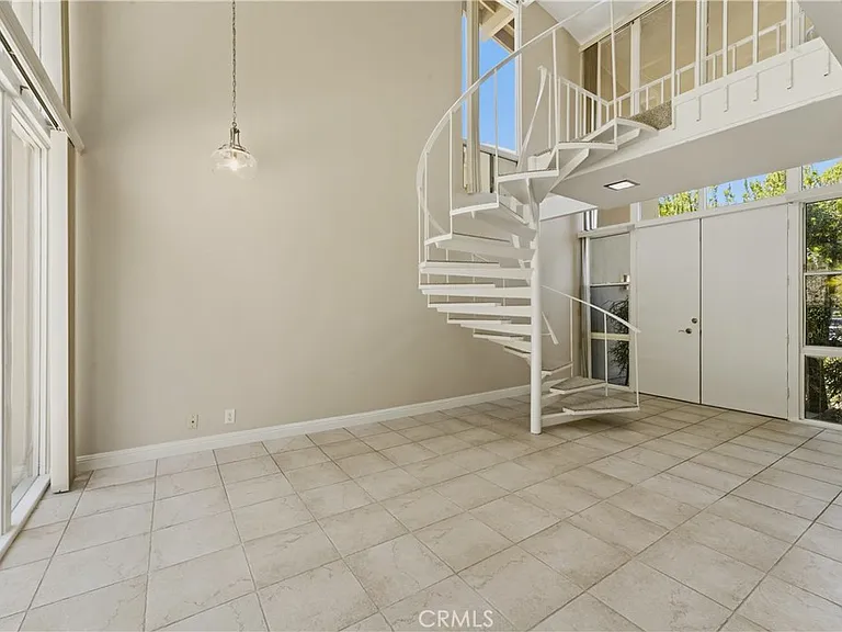 4120 Del Mar Ave — Photo 4