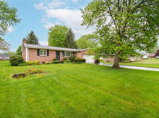 2528 Willowhurst Cir, New Castle, PA 16101