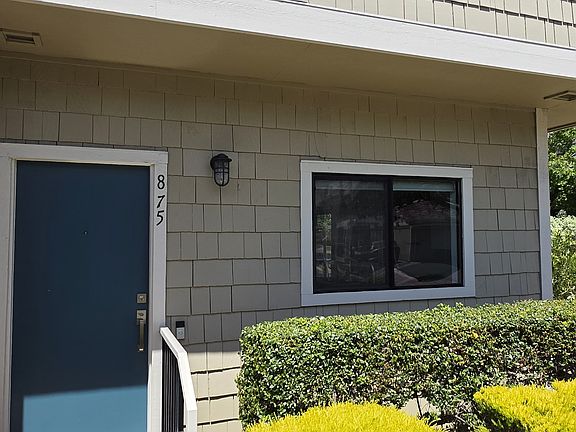 3rd image of 875 Carina Ln