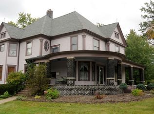 201 S Broad St, Canfield, OH 44406