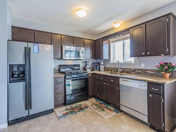 2nd image of 14190 Vanadium St NW