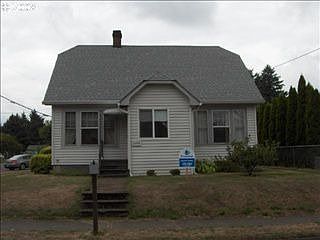 1st image of 3200 Grand Blvd