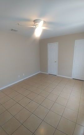 5th image of 7637 Windsor Oaks