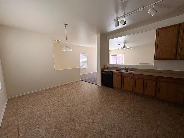 3467 N Boyce Spring Ln — Photo 6