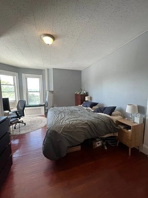 2 bed, 1.0 bath, $3,300 — Photo 4