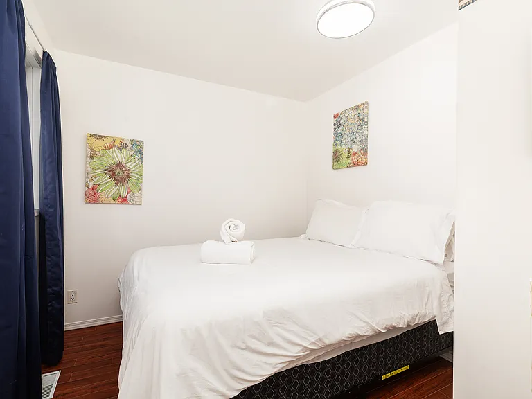 1913 13th Ave N #D — Photo 12