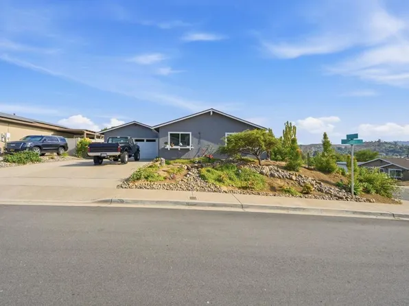 13323 Appaloosa Dr, Lakeside, CA 92040
