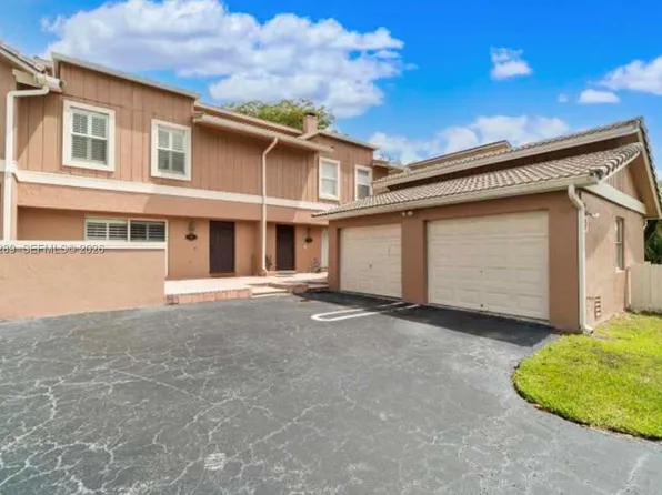 4341 Coral Springs Dr #1G, Pompano Beach, FL 33065