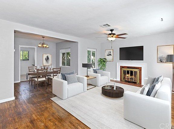 2nd image of 2374 Genevieve St
