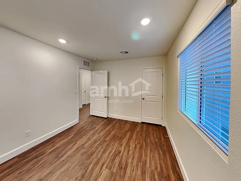 575 Lotus Land Ave — Photo 14