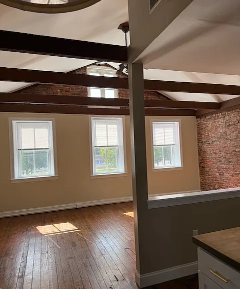 38 Clinton St — Photo 11