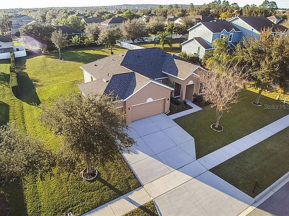 2nd image of 3517 Tumbling River Dr