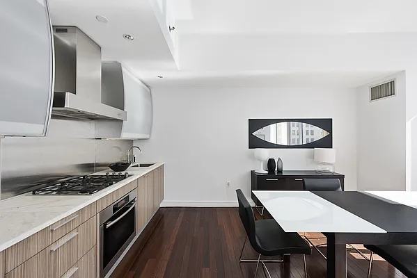 Rented by Compass | media 11