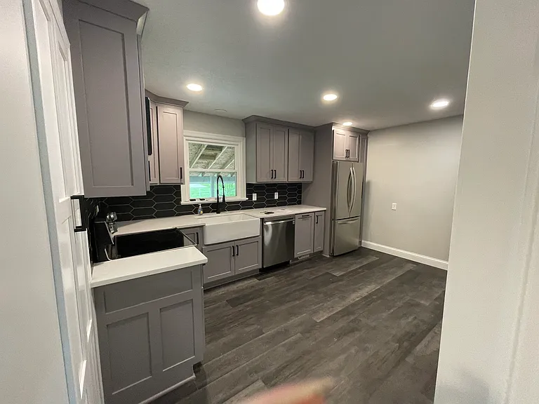 161 Kinkel Ave — Photo 1