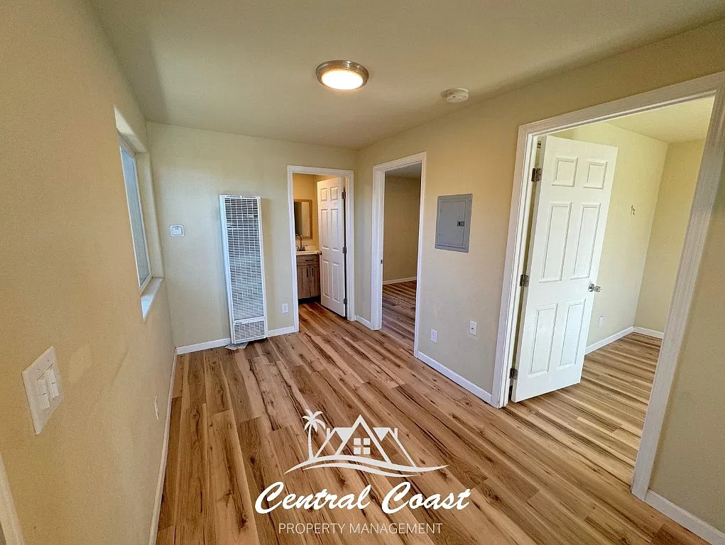 W Sunset Ave, Santa Maria — Photo 4