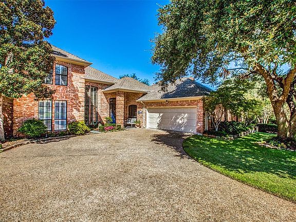 3rd image of 14937 Oaks North Dr