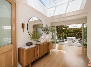 1908 N Beverly Dr, Beverly Hills, CA 90210