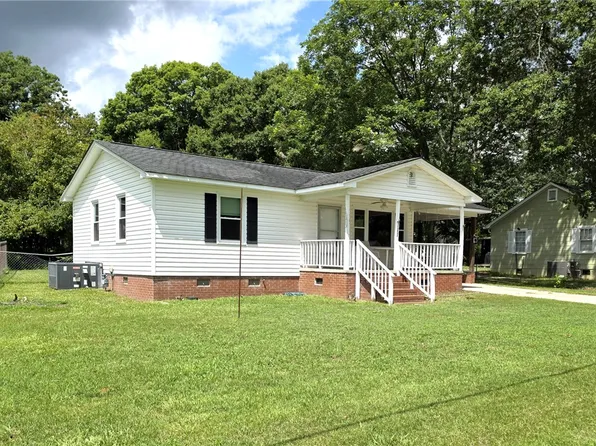111 Crescent Ave, Belton, SC 29627