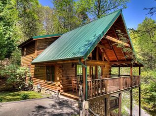 752 Yona Trail Way, Gatlinburg, TN 37738
