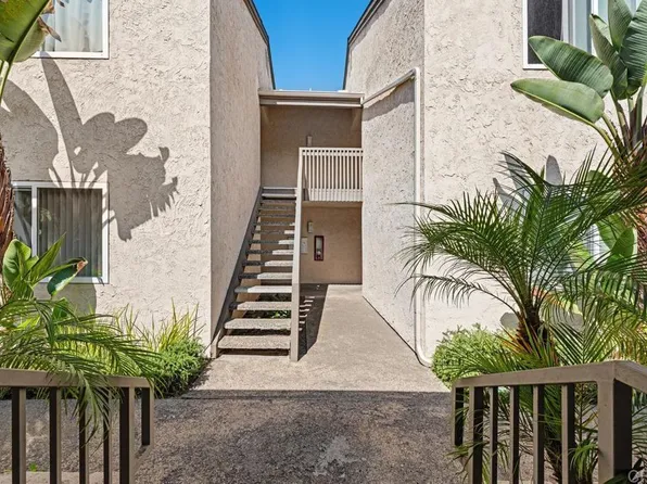 8544 Via Mallorca Unit B, La Jolla, CA 92037