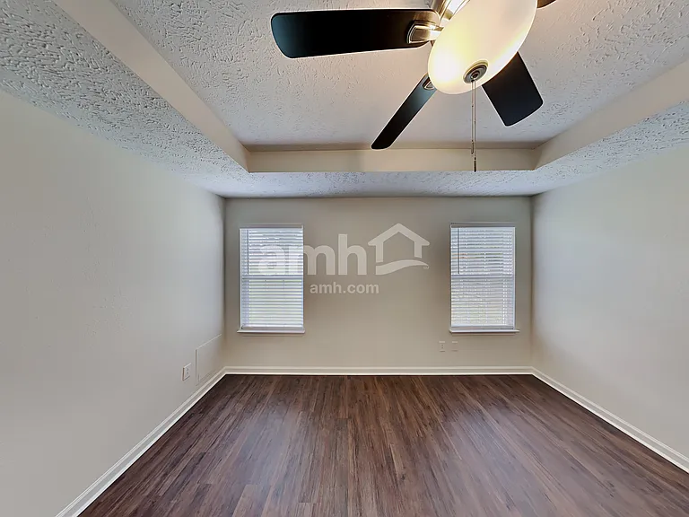 1856 Portview Dr — Photo 9