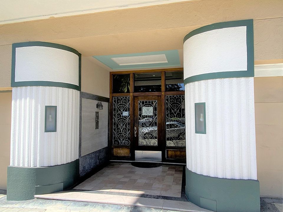 1st image of 4930 Fulton St #203