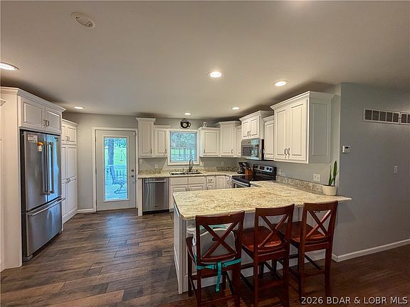 4th image of 12777 Oak Leaf Dr