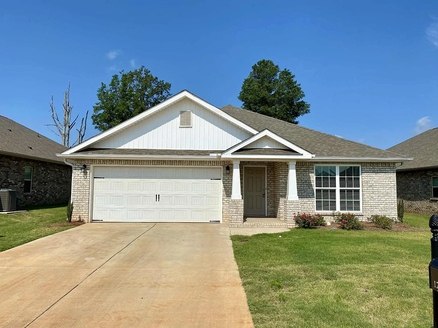 12869 Tallulah Dr — Photo 1