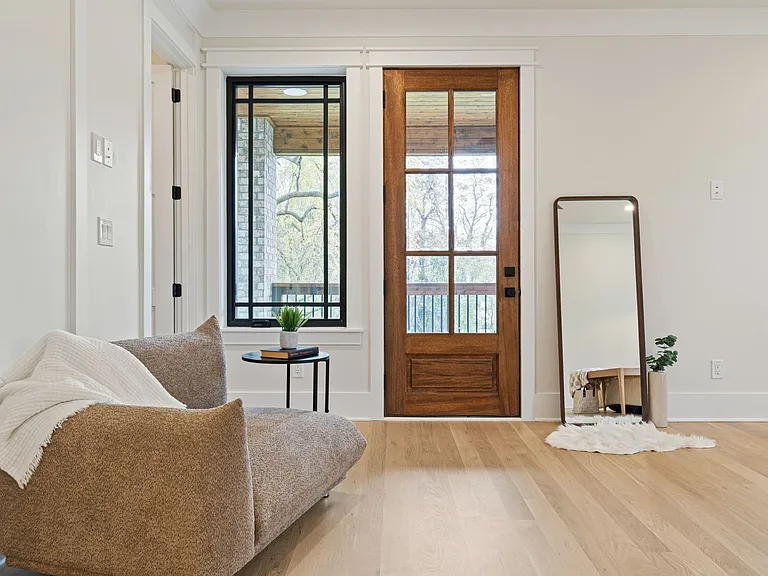 1240 Kenmore Pl — Photo 40