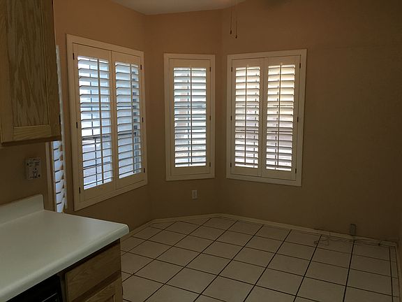 2nd image of 861 Carnival Ave