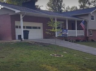 1421 Robin Hood Rd, Charleston, WV 25314