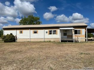 772 Muehl Rd, Seguin, TX 78155