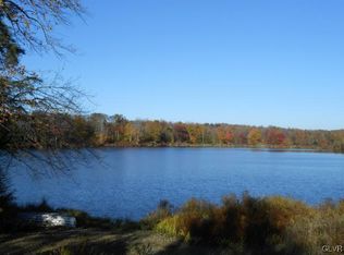 116 Seneca Dr, Cresco, PA 18326