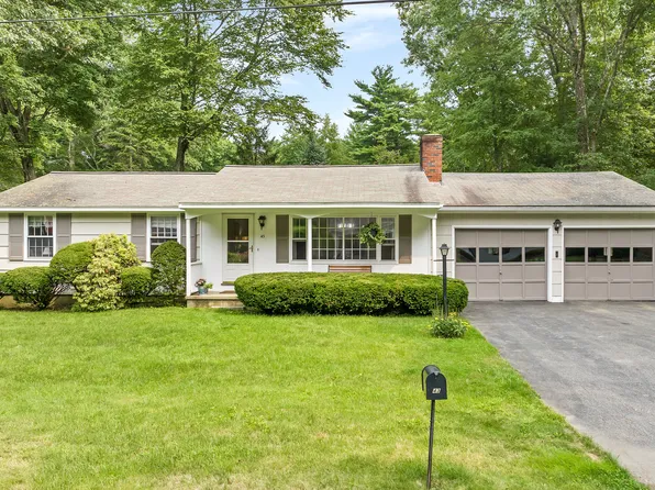 43 Milbern Ave, Hampton, NH 03842