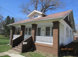 227 W 9th St S, Newton, IA 50208