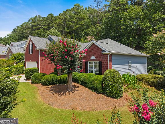 3rd image of 1011 Blankets Creek Dr