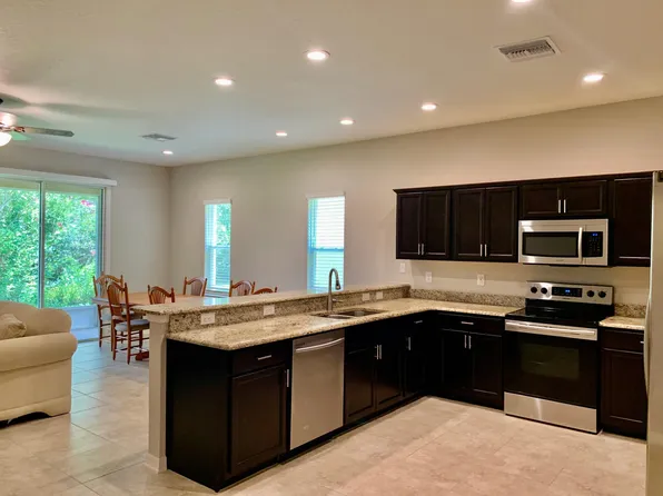 1074 Grantham Dr, Sarasota, FL 34234