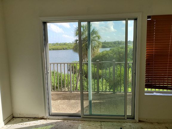 3rd image of 4836 Tuscan Loon Dr